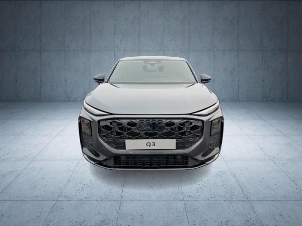 Audi Q3 Sportback TFSI S tr. LED 20 AHK FLA ACC Keyle