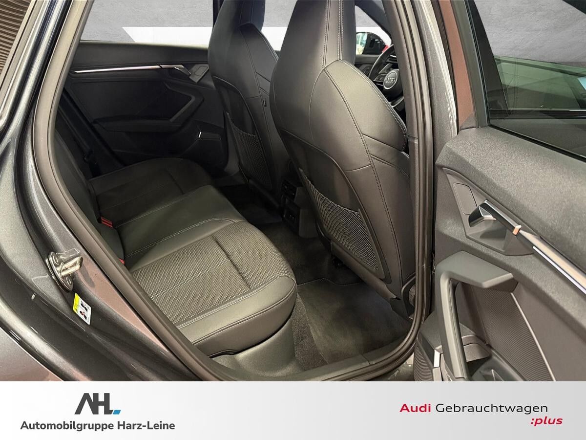 Audi S3 Limousine 2.0 TFSI quattro S-tronic Matrix Navi ACC B+O Optik schwarz plus