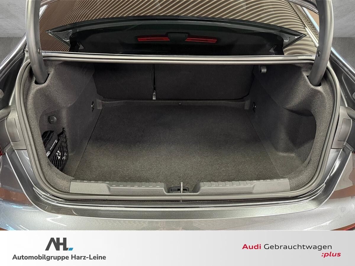 Audi S3 Limousine 2.0 TFSI quattro S-tronic Matrix Navi ACC B+O Optik schwarz plus