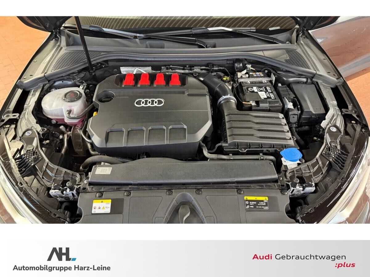 Audi S3 Limousine 2.0 TFSI quattro S-tronic Matrix Navi ACC B+O Optik schwarz plus