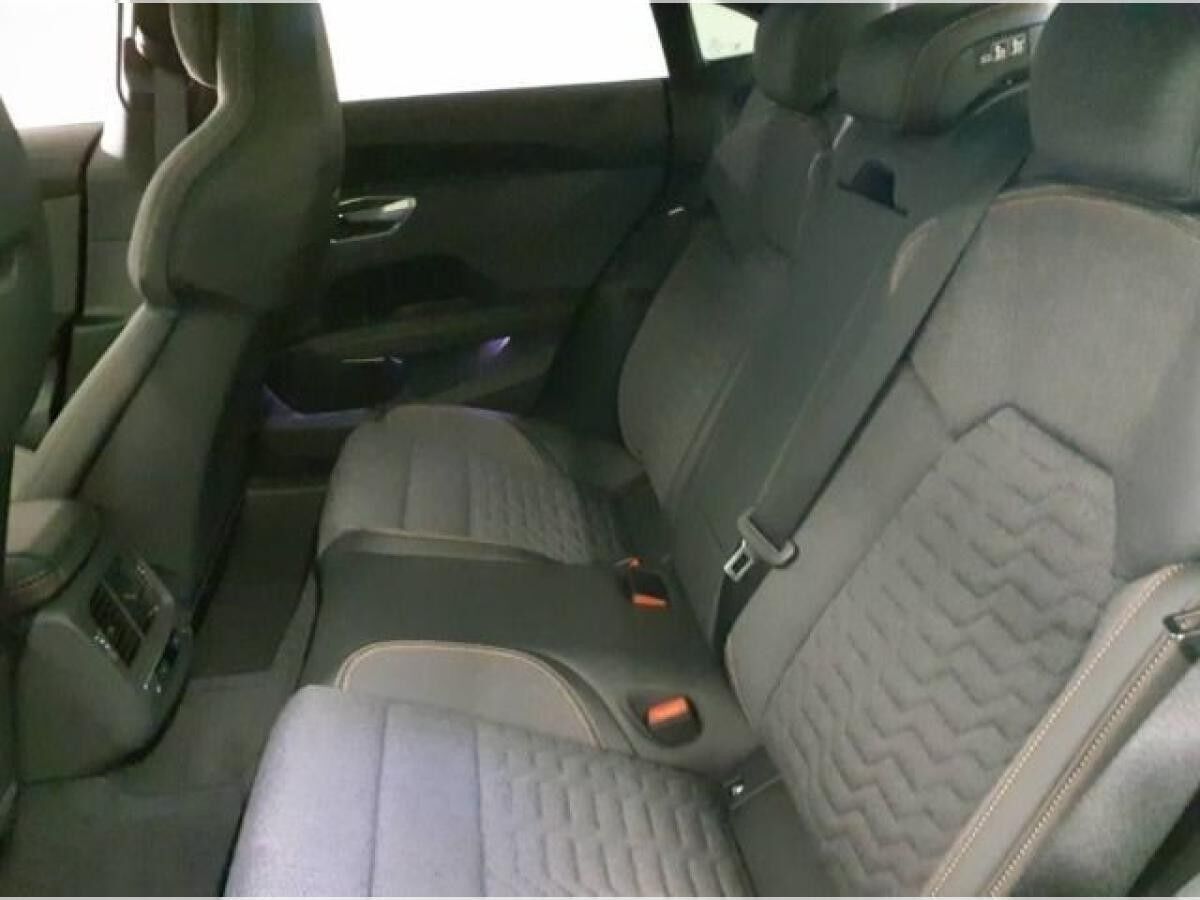 Audi e-tron GT SQUATT MATRIX+HUD+B&O+KAMERA+MMI NAVI