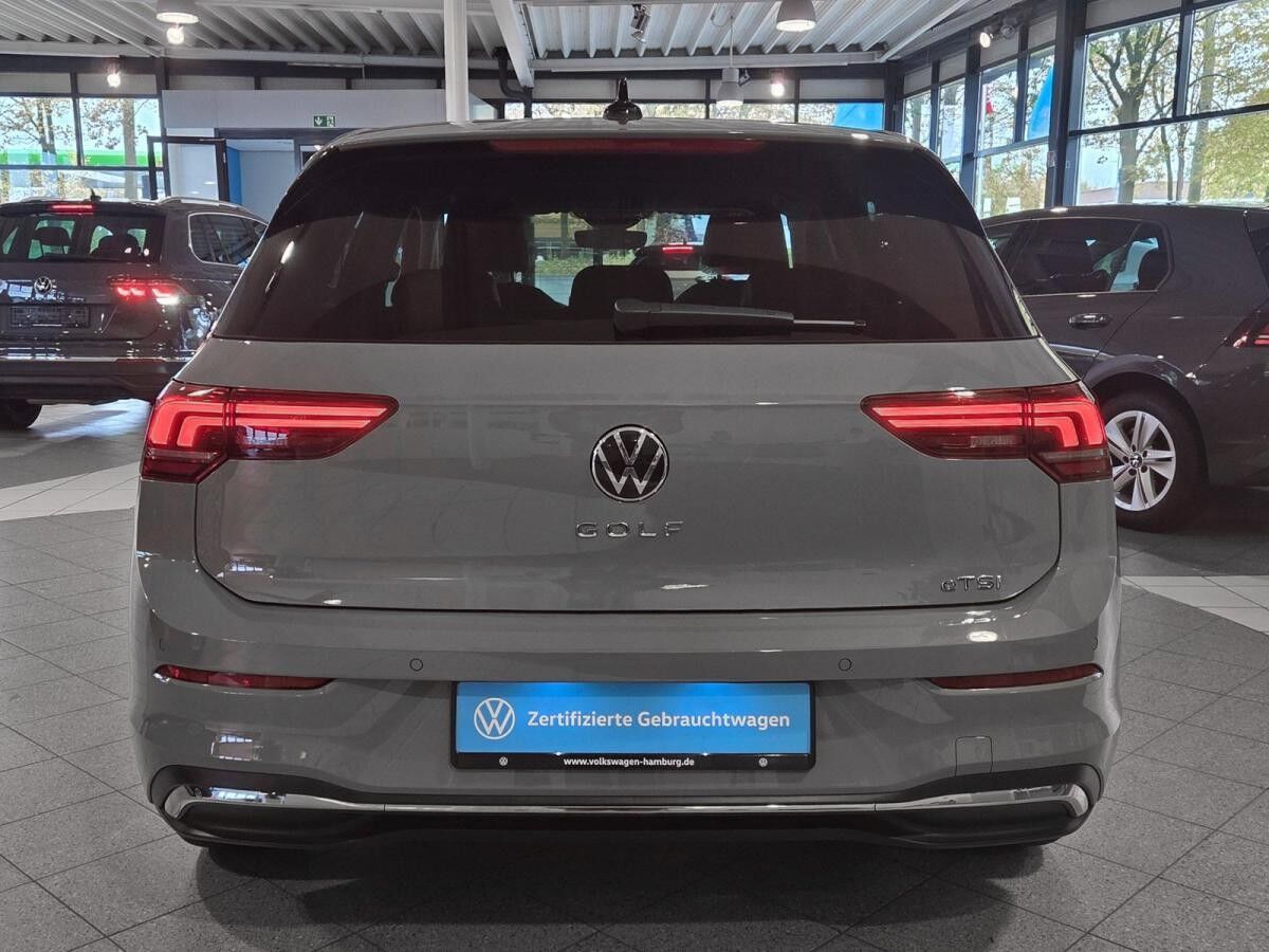 Volkswagen Golf 1.5 eTSI DSG AHK Ganzjahresreifen LED