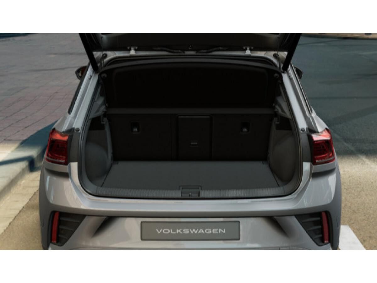 Volkswagen T-Roc R-Line 1.5 TSI DSG BLACKSTYLE AHK IQ KAMER