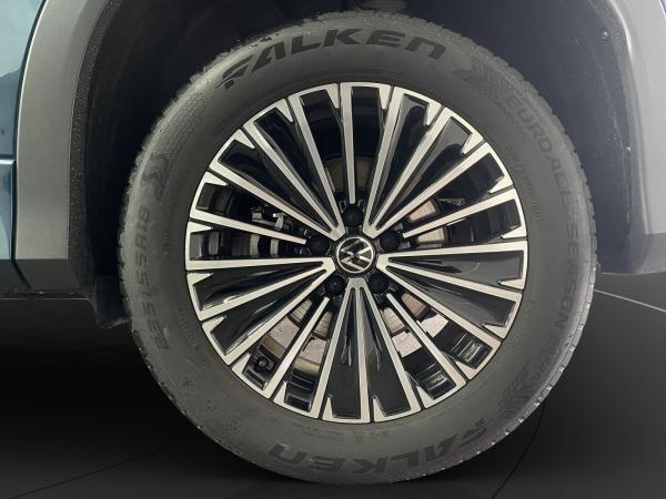 Volkswagen Tayron 2.0 TDI 4M Life 7-Sitzer AHK Matrix LM 18" Navi ACC