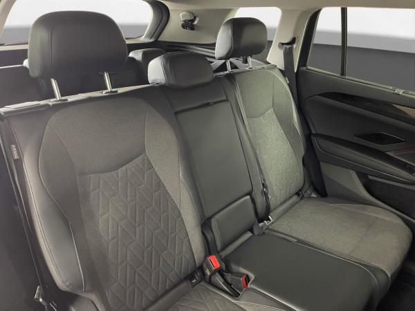 Volkswagen Tayron 2.0 TDI 4M Life 7-Sitzer AHK Matrix LM 18" Navi ACC