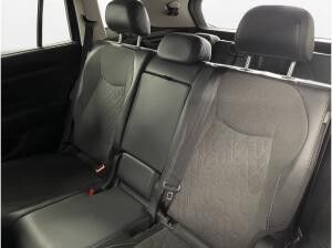 Volkswagen Tayron 2.0 TDI 4M Life 7-Sitzer AHK Matrix LM 18" Navi ACC