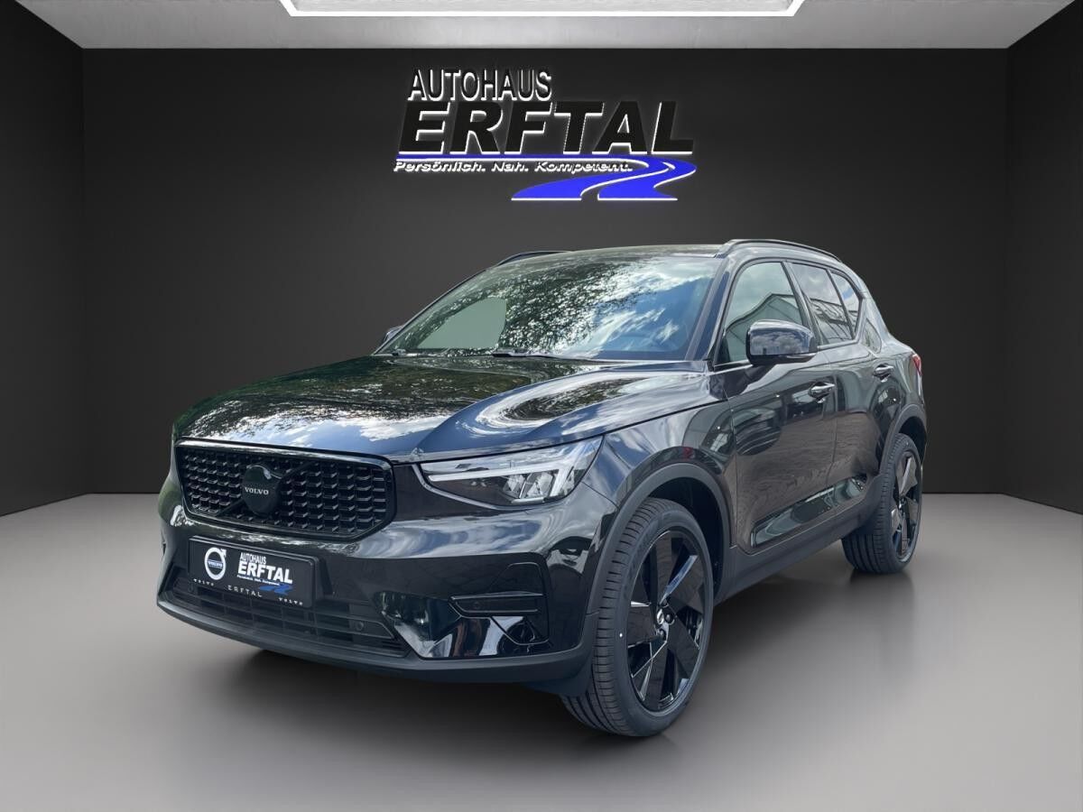 Volvo XC40 B3 Plus Black Edition - sofort verfügbar
