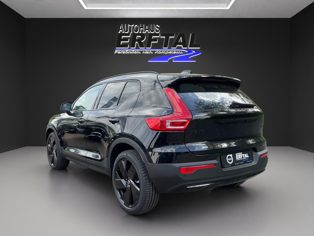 Volvo XC40 B3 Plus Black Edition - sofort verfügbar