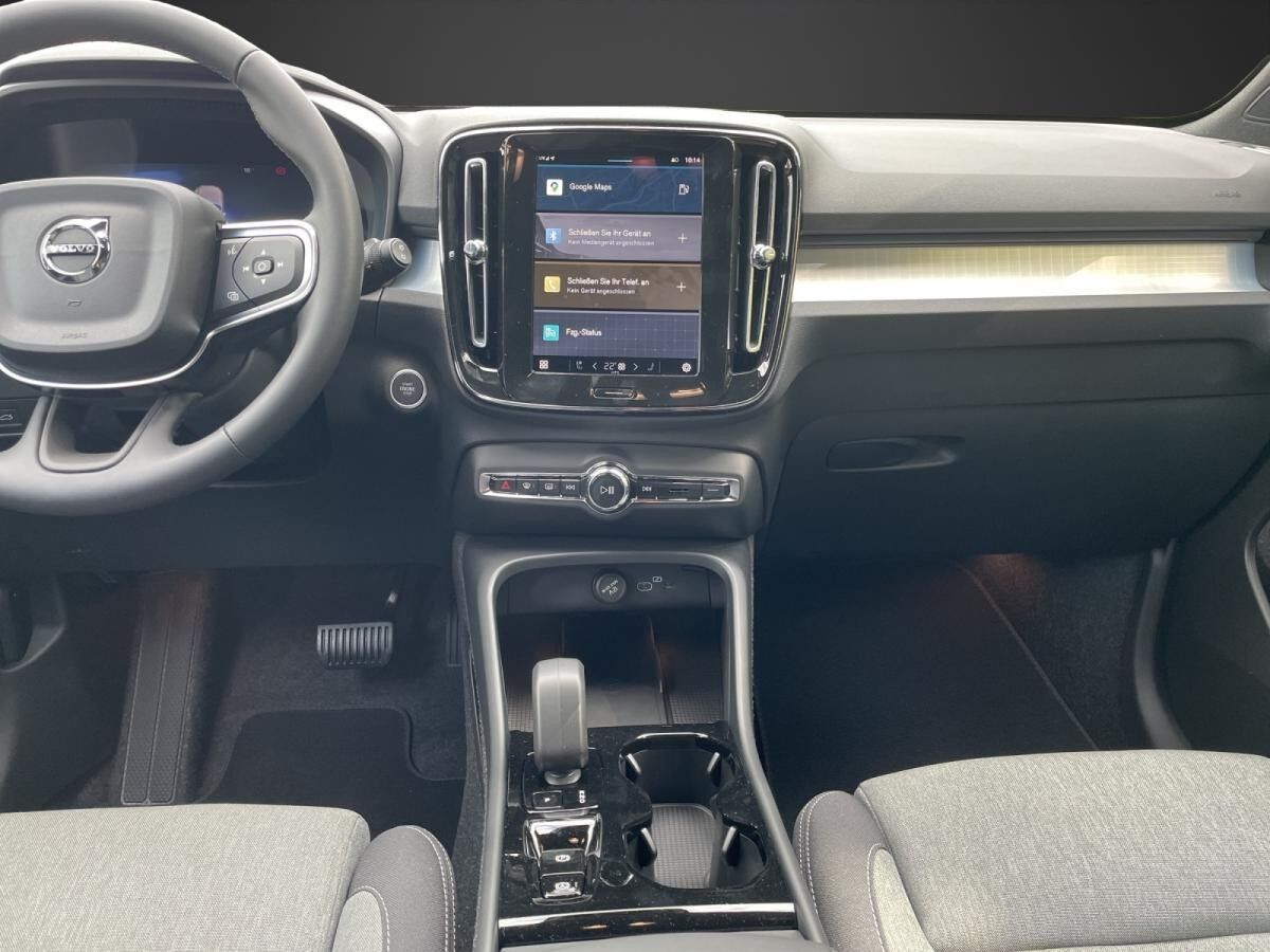 Volvo XC40 B3 Plus Black Edition - sofort verfügbar