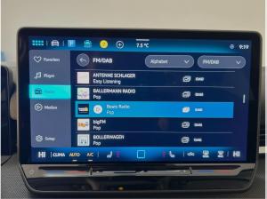 Volkswagen T-Roc Life 1.5 l eTSI OPF DSG CarPlay Hyb. ACC