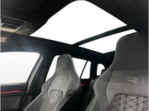 Volkswagen Golf VIII Variant 1.5 eTSI R-Line AHK Pano Matrix LM 18" Navi RFK ACC