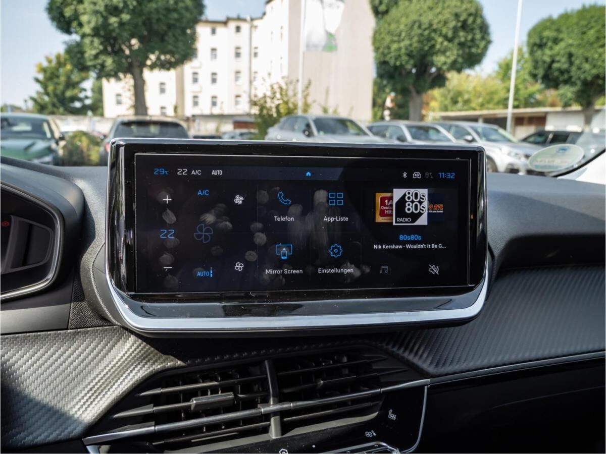 Peugeot 208 ALLURE HYBRID 110 e-DSC6 *SOFORT*