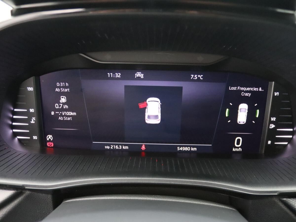 Skoda Fabia Style 1.0 TSI / LED, ACC, Navi, PDC, SHZ