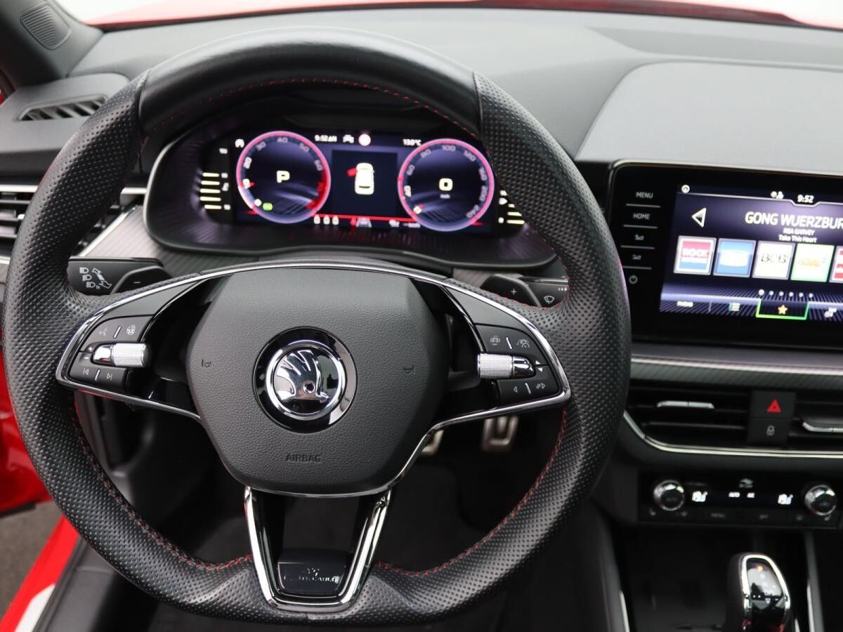 Skoda Kamiq Monte Carlo 1.5 TSI DSG / Navi, Pano, AHK