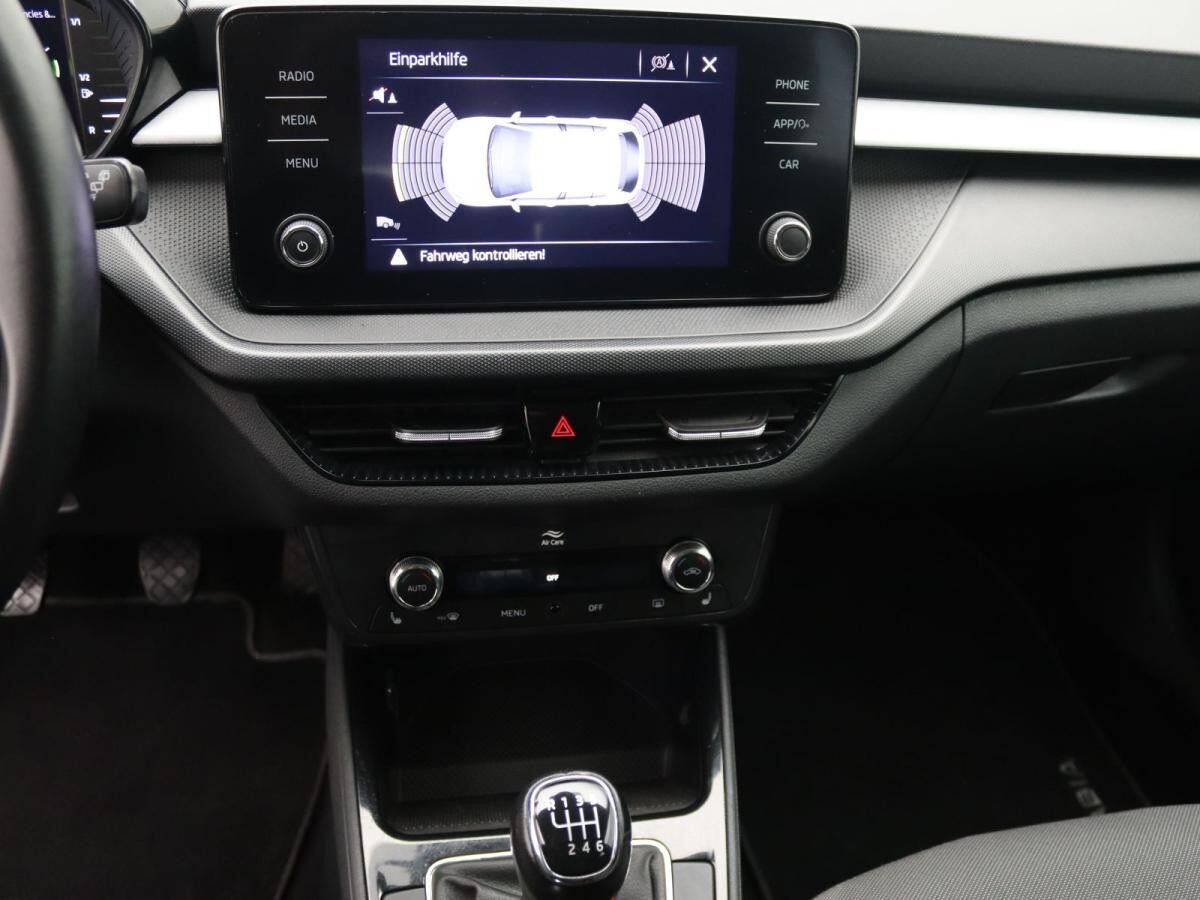 Skoda Fabia Style 1.0 TSI / LED, ACC, Navi, PDC, SHZ