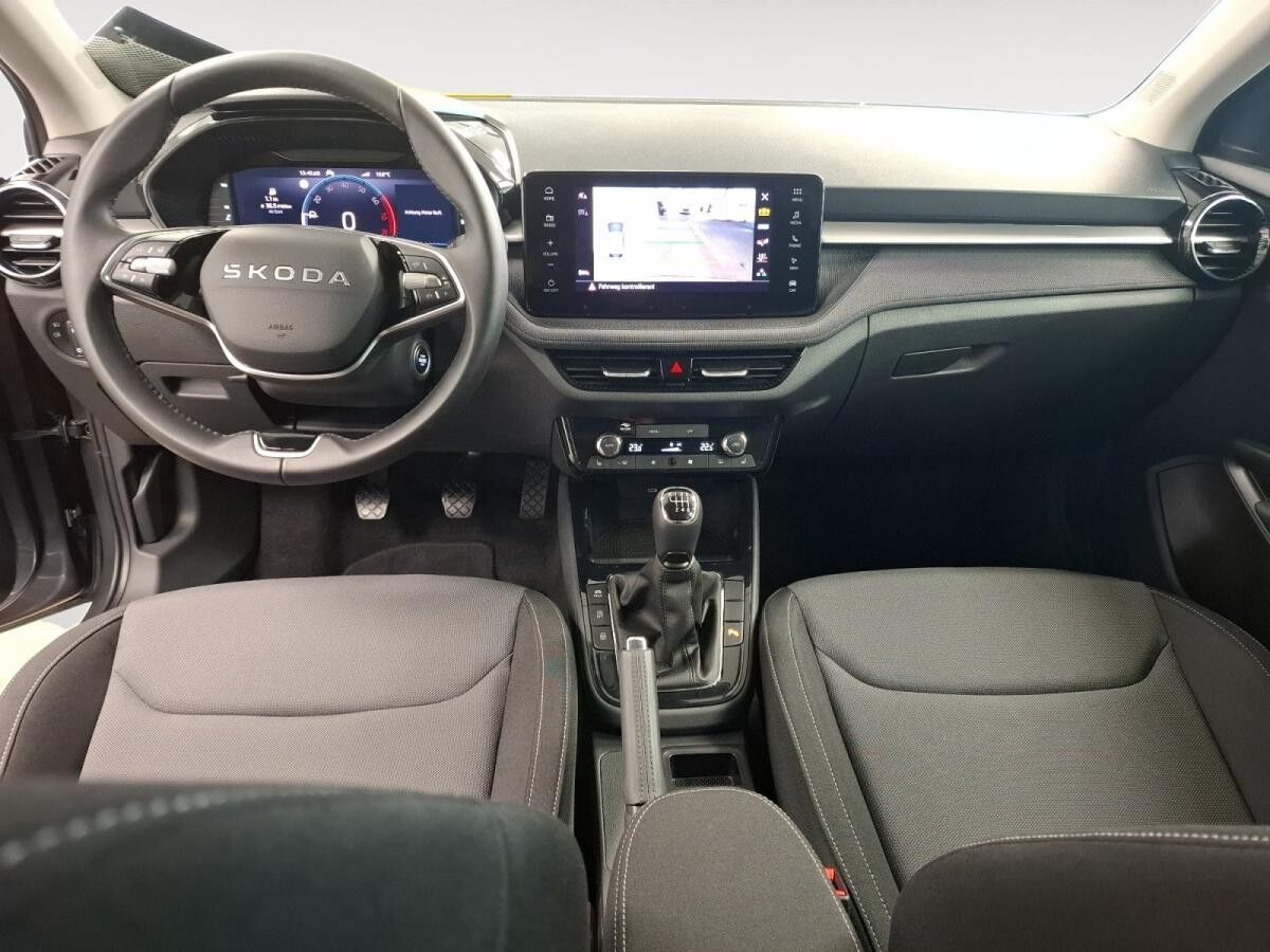 Skoda Fabia 1.0 TSI RFK LED Navi KeyLess PDC