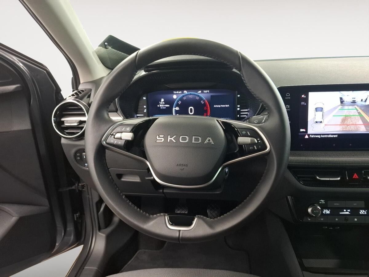 Skoda Fabia 1.0 TSI RFK LED Navi KeyLess PDC