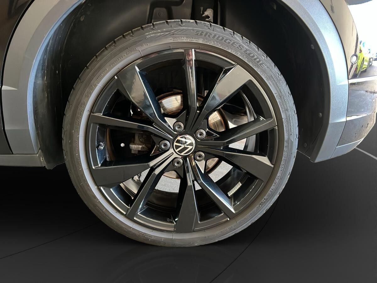 Volkswagen T-Roc 2.0 TSI 4M R-Line AHK Pano Matrix LM 19" RFK ACC