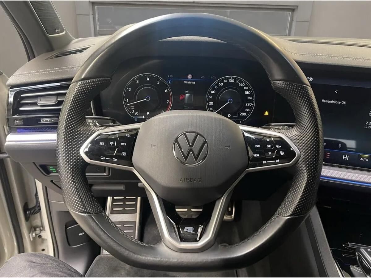 Volkswagen Touareg 3.0 V6 TSI 4Motion R-Line Pano R-Line LM