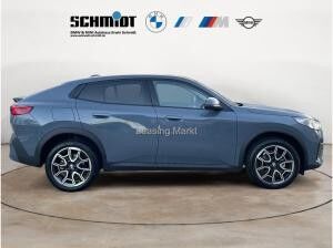 BMW X2 sDrive20d Premium Paket Panorama 19Zoll