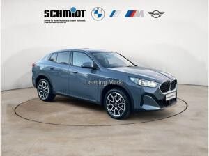 BMW X2 sDrive20d Premium Paket Panorama 19Zoll