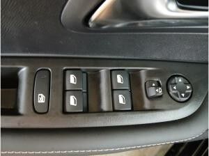 Peugeot 208 1.2 PureTech 100 Allure ACC+LED+SHZ+360+Kam.