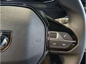 Peugeot 208 1.2 PureTech 100 Allure ACC+LED+SHZ+360+Kam.