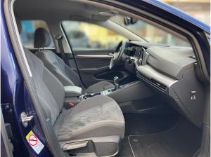 Volkswagen Golf Life 1.5 TSI / Standh., LED, ACC, Navi, AHK