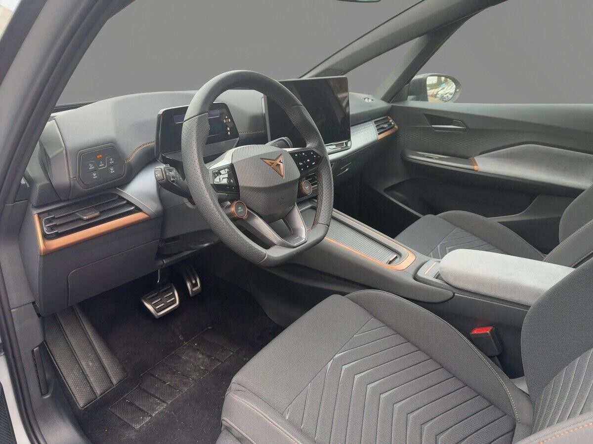 Cupra Born e-Boost electric R-KAM NAV LED WÄPU