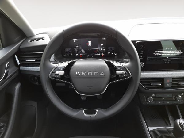 Skoda Scala 1.0 TSI Selection PDC RFK SHZ CarPlay