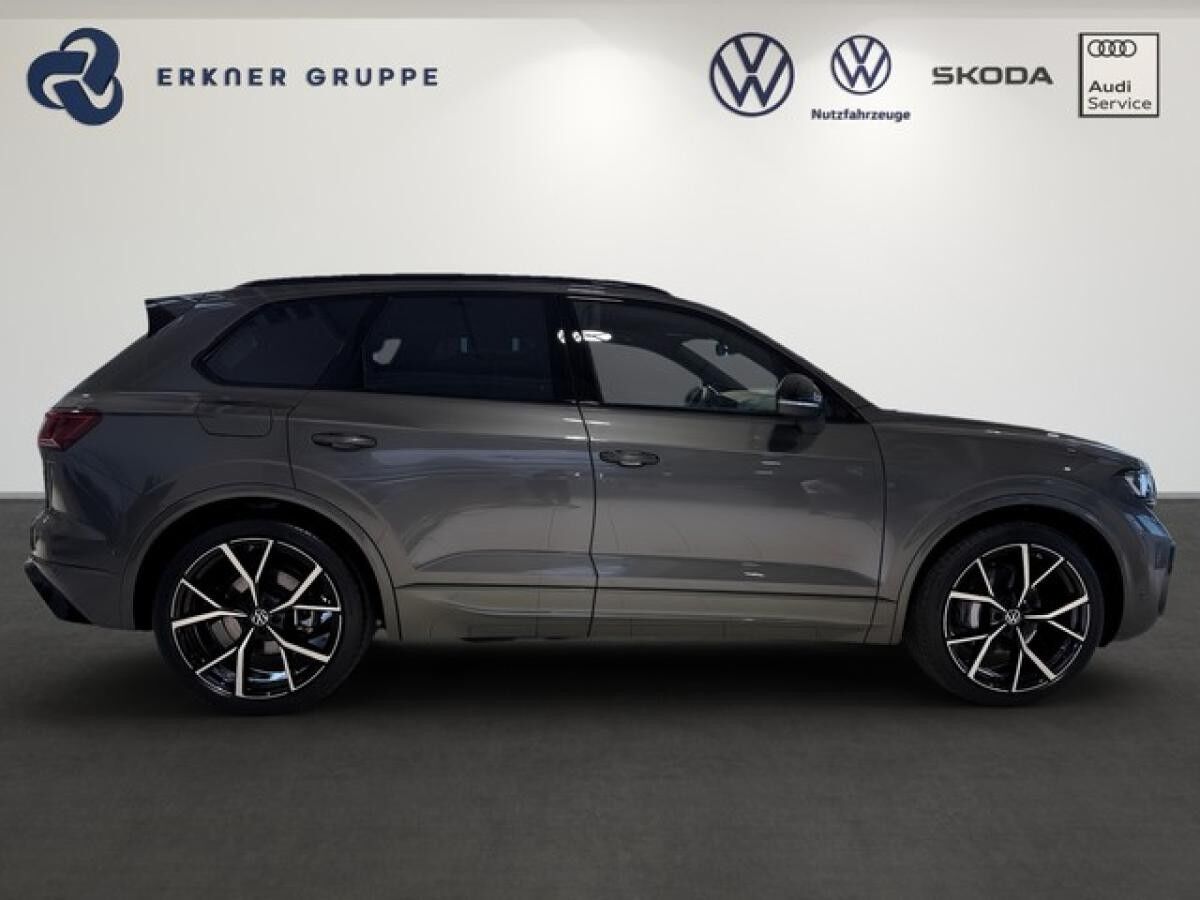 Volkswagen Touareg 3.0TDI 4M R-Line AHK+HUD+PANO+STDHZ+22"+