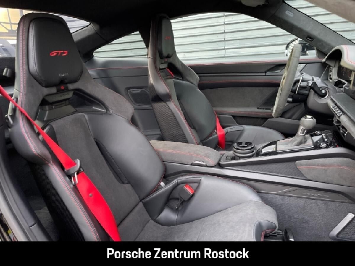 Porsche 992 GT-3 · 510 PS · Schwarz · sofort verfügbar
