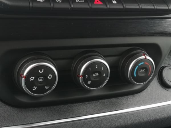 Renault Trafic Grand Combi L2H1 3,0t Life 2.0 BLUE dCi 110 9 Sitze