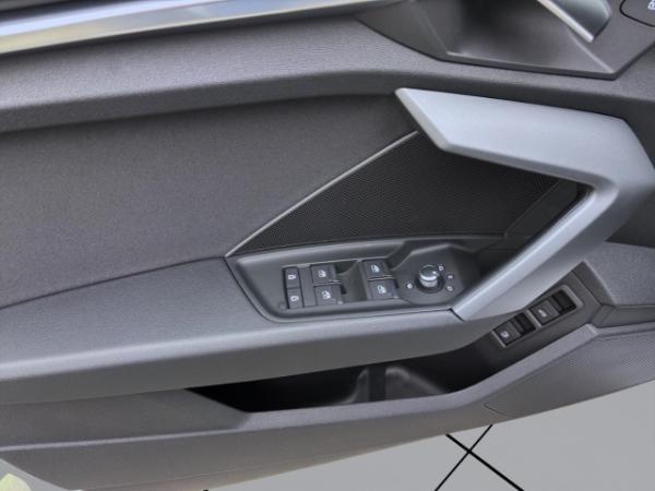Audi A3 Sportback 40 TFSIe NAVI LED KAMERA SITZHZG