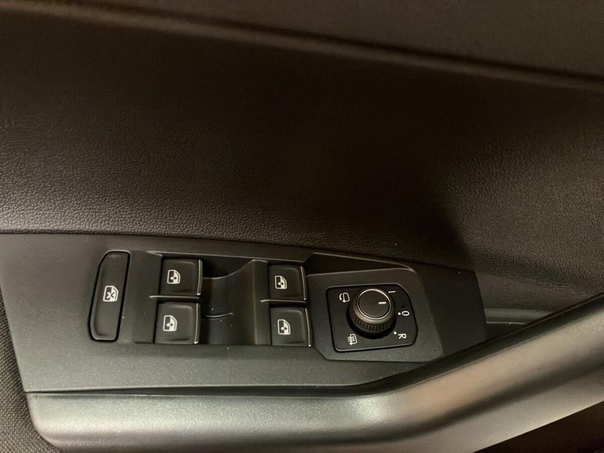 Volkswagen Polo R-Line 1.0 l TSI / SOFORT VERFÜGBAR ! !