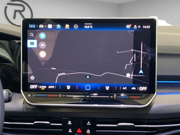 Volkswagen Golf VIII GTE 1.5 eHybrid DSG KLIMA LED NAVI LE