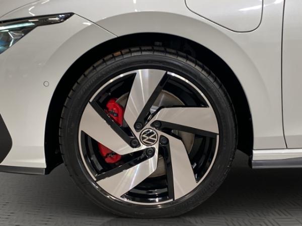 Volkswagen Golf VIII GTE 1.5 eHybrid DSG KLIMA LED NAVI LE