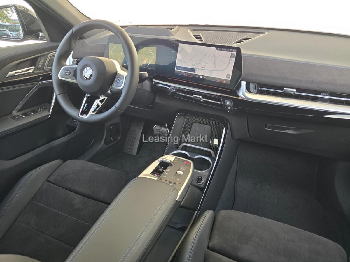 BMW X2 sDrive20i Steptronic DCT Navi DSG Tempom.aktiv Bluetooth PDC