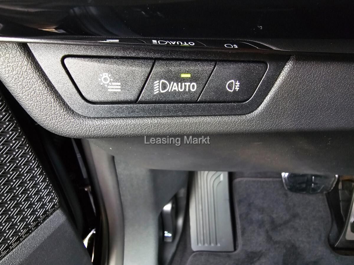 BMW X2 sDrive20i Steptronic DCT Navi DSG Tempom.aktiv Bluetooth PDC