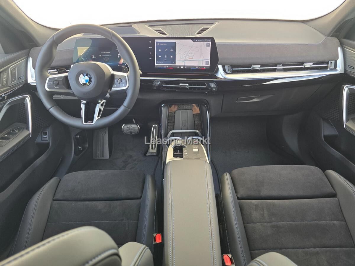 BMW X2 sDrive20i Steptronic DCT Navi DSG Tempom.aktiv Bluetooth PDC