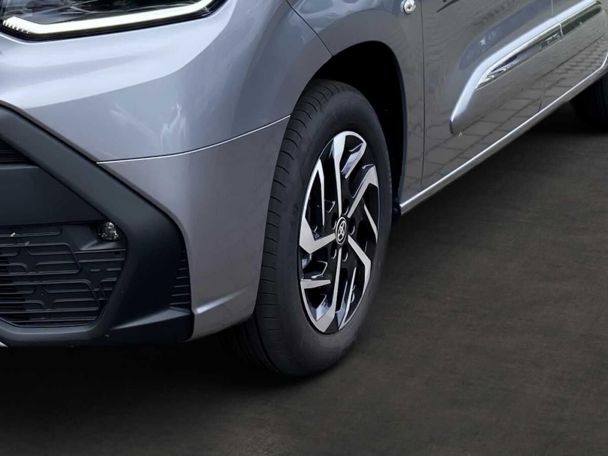 Toyota Proace City Verso 50 kWh Elektroantrieb L1 Teamplayer AT