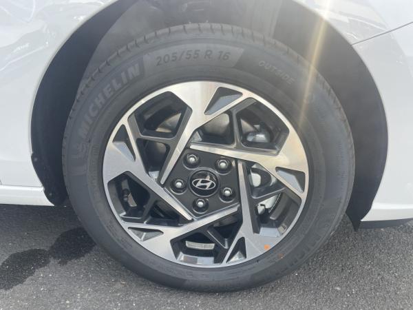 Hyundai i30 Kombi MJ25 1.0T-GDI Navi LED SHZ PDC v+h Kam