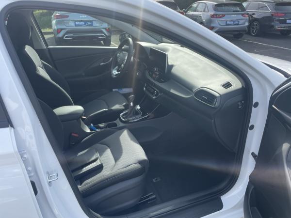 Hyundai i30 Kombi MJ25 1.0T-GDI Navi LED SHZ PDC v+h Kam