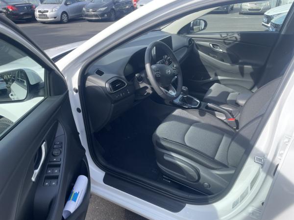 Hyundai i30 Kombi MJ25 1.0T-GDI Navi LED SHZ PDC v+h Kam