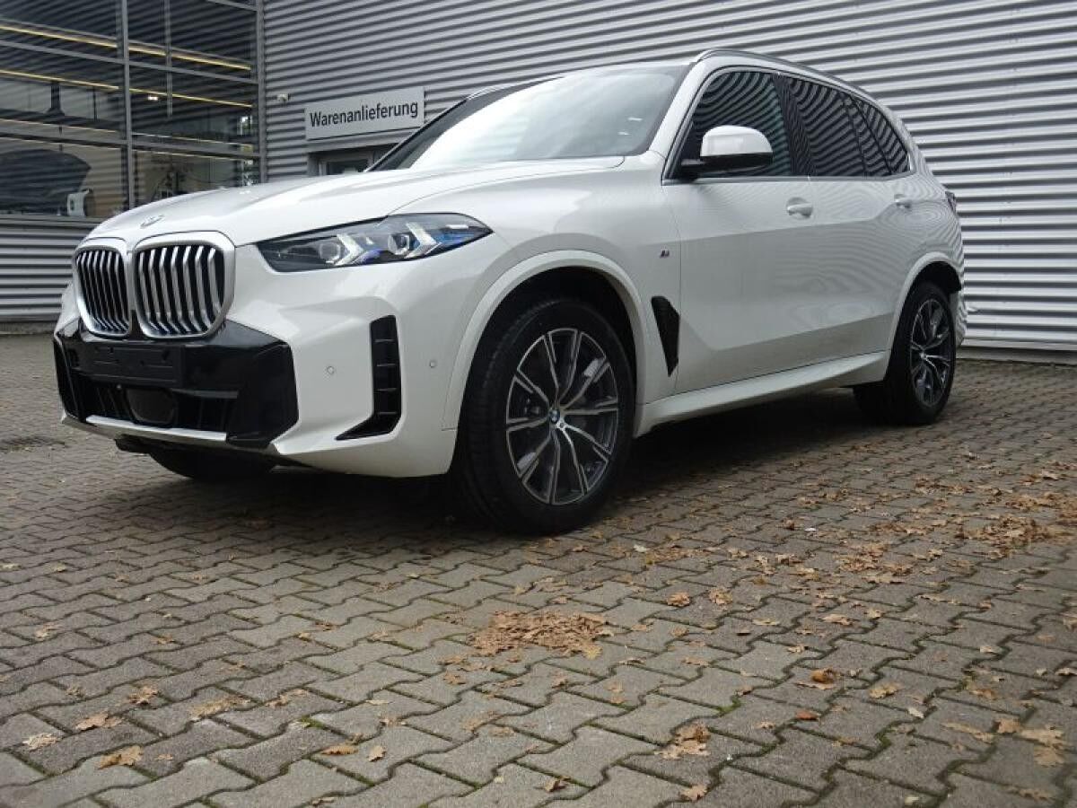 BMW X5 xDrive30d ab Lager !