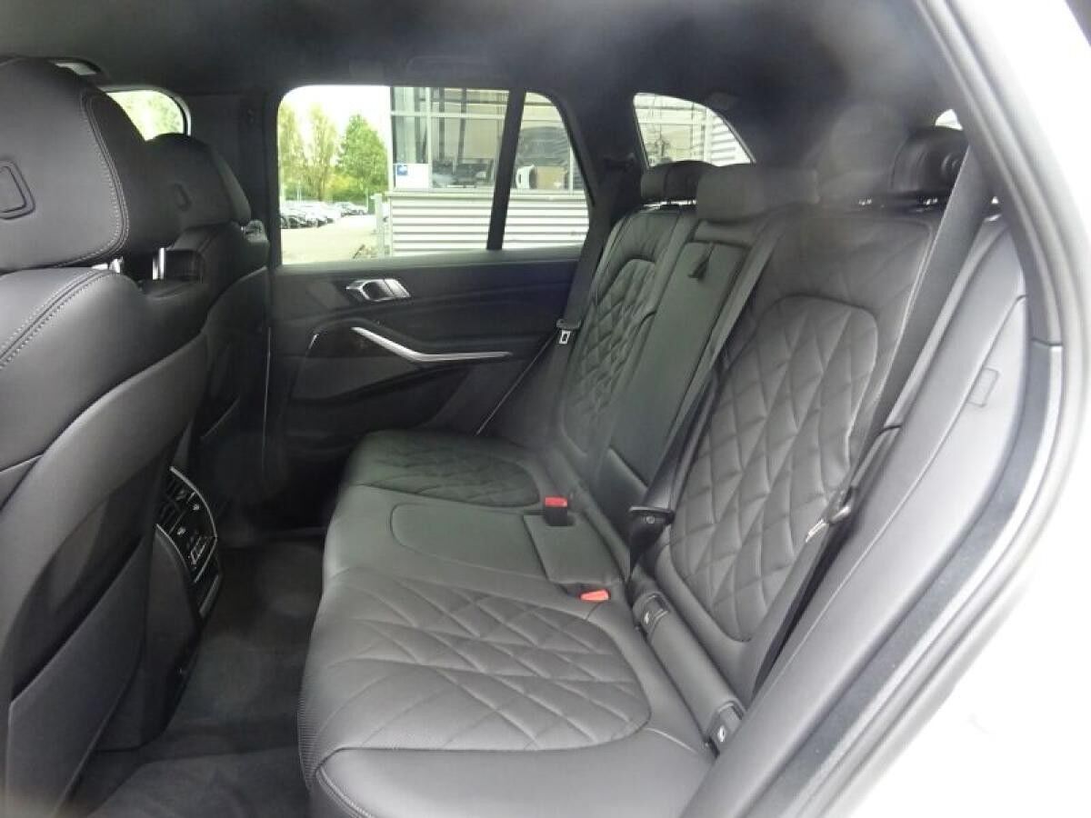 BMW X5 xDrive30d ab Lager !