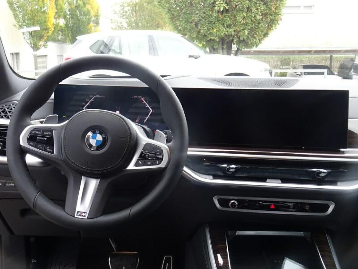 BMW X5 xDrive30d ab Lager !