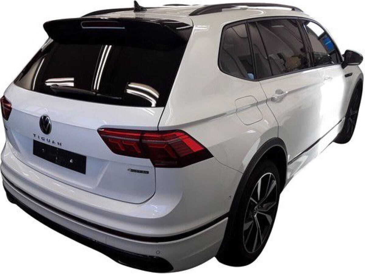 Volkswagen Tiguan Allspace R-Line 4Motion 2,0 TSI DSG - IQ.Light Navi Rear View AHK ACC Standhzg. Digital Cockpit 7-Sitzer LM