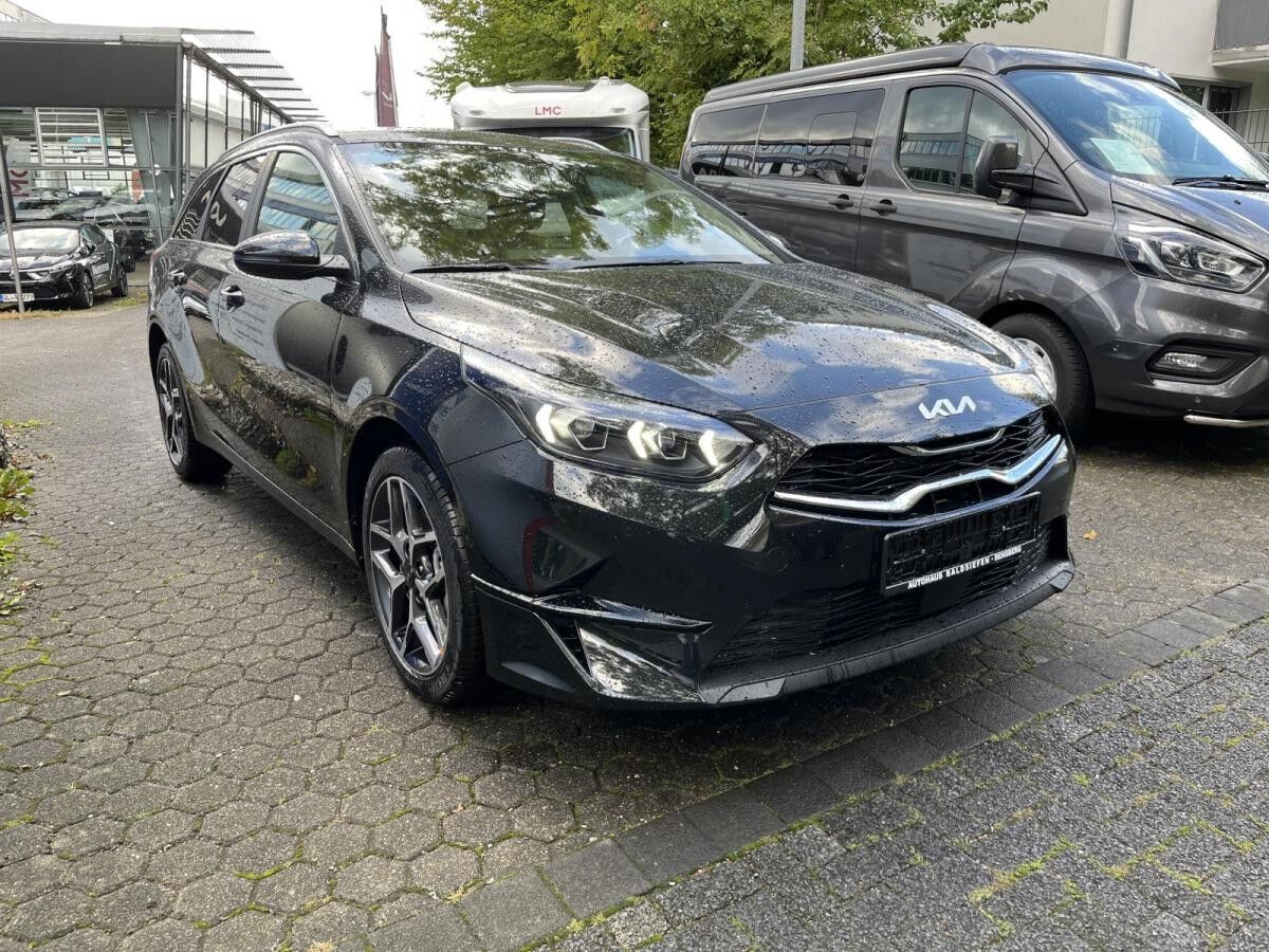 Kia Ceed SW 1.5 T-GDI Ultimate Edition Sportswagon, Style Paket