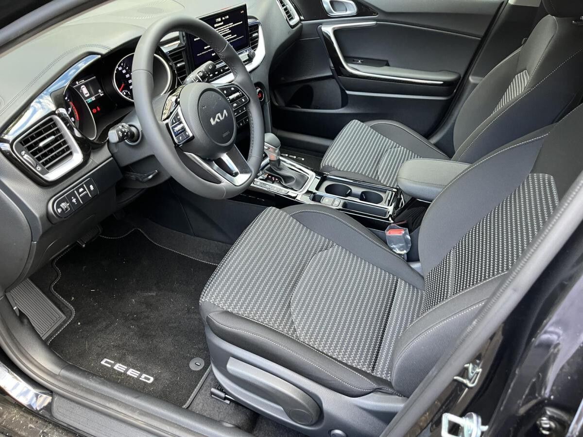 Kia Ceed SW 1.5 T-GDI Ultimate Edition Sportswagon, Style Paket